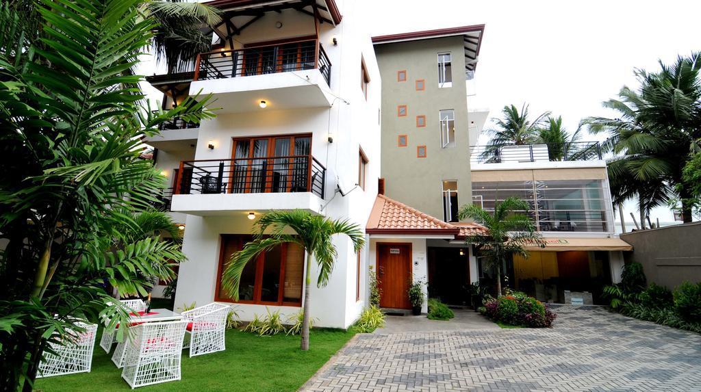 Hotel Shanelo Negombo Esterno foto